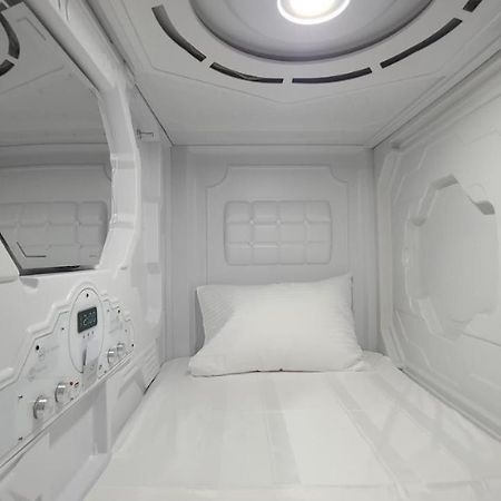 Hostel Aria Capsule Chisinau Eksteriør bilde