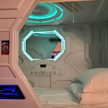 Hostel Aria Capsule Chisinau Eksteriør bilde