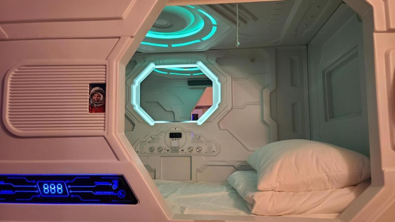 Hostel Aria Capsule Chisinau Eksteriør bilde
