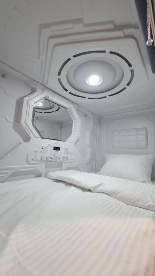 Hostel Aria Capsule Chisinau Eksteriør bilde