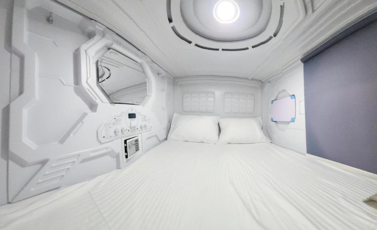 Hostel Aria Capsule Chisinau Eksteriør bilde